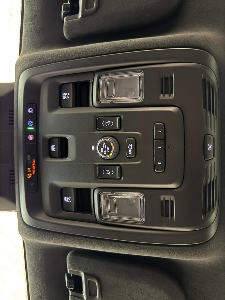 2023 Cadillac Escalade 4WD Sport Platinum w/Onyx/Night Vision/Super Cruise Maumee OH