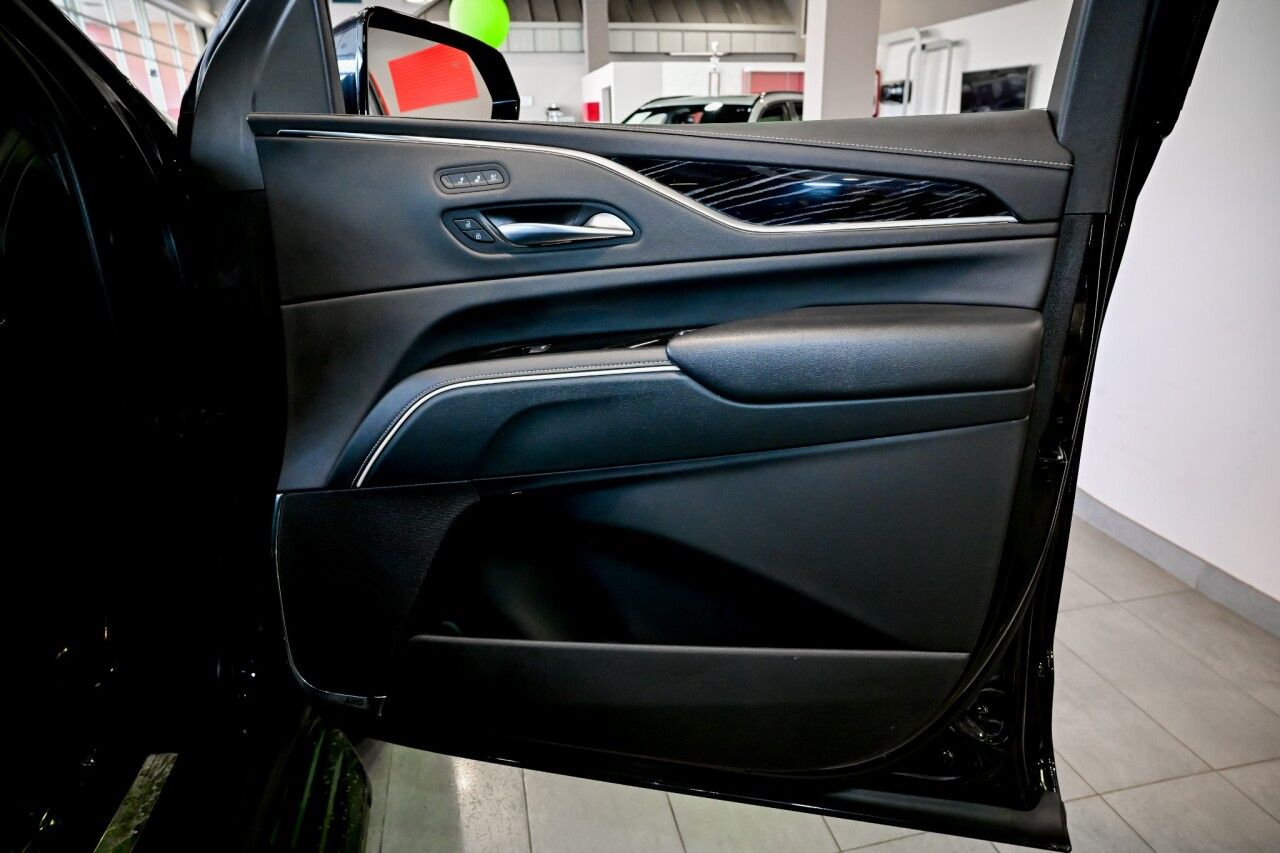 2023 Cadillac Escalade 4WD Sport, Rear Entertainment, Super Cruise Control Springfield NJ