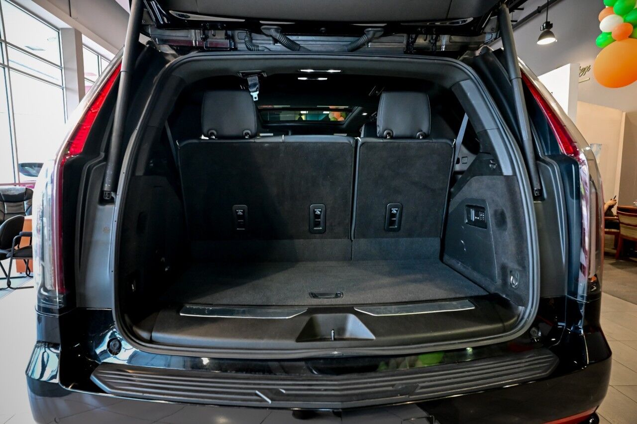 2023 Cadillac Escalade 4WD Sport, Rear Entertainment, Super Cruise Control Springfield NJ