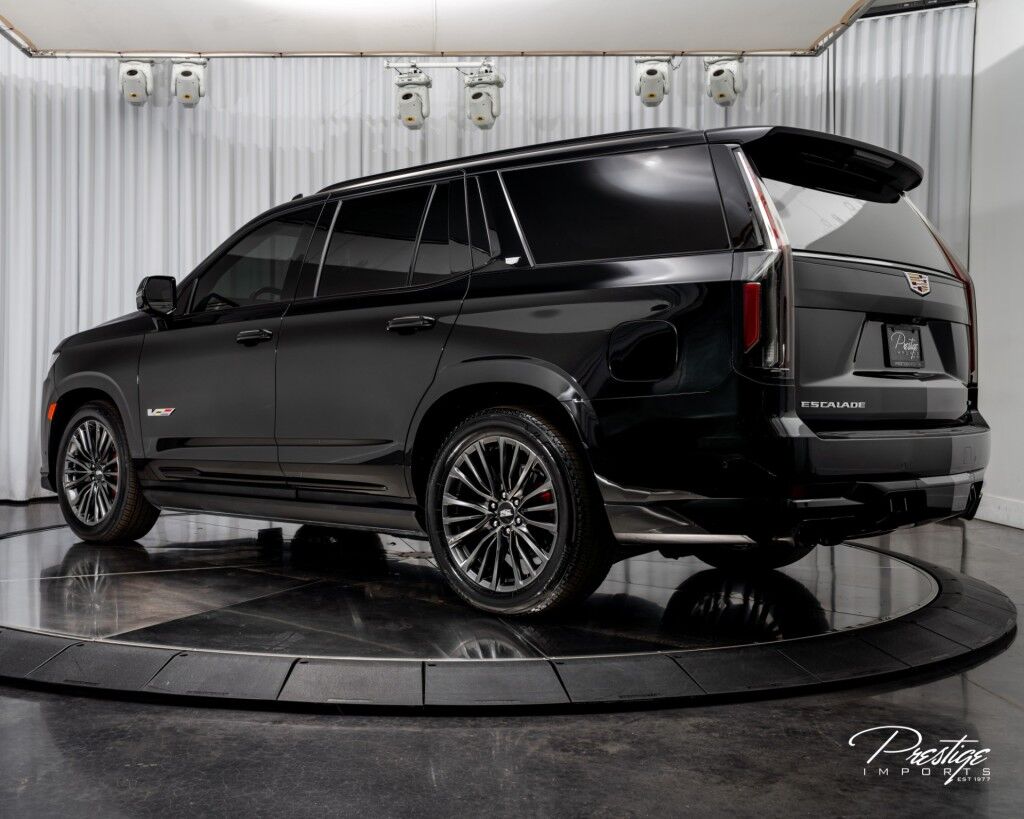 2023 Cadillac Escalade AWD V-Series North Miami Beach FL