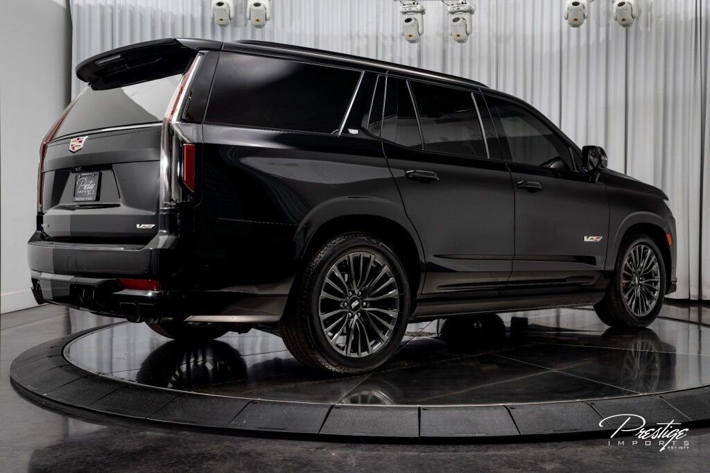 2023 Cadillac Escalade AWD V-Series North Miami Beach FL