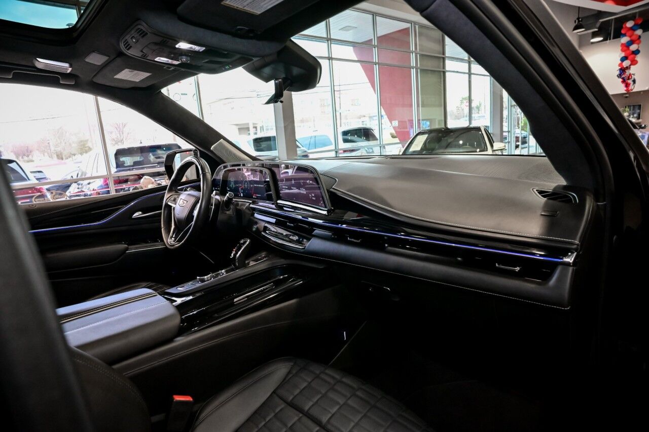 2023 Cadillac Escalade AWD V-Series, Onyx Package, 22'' Wheels Springfield NJ