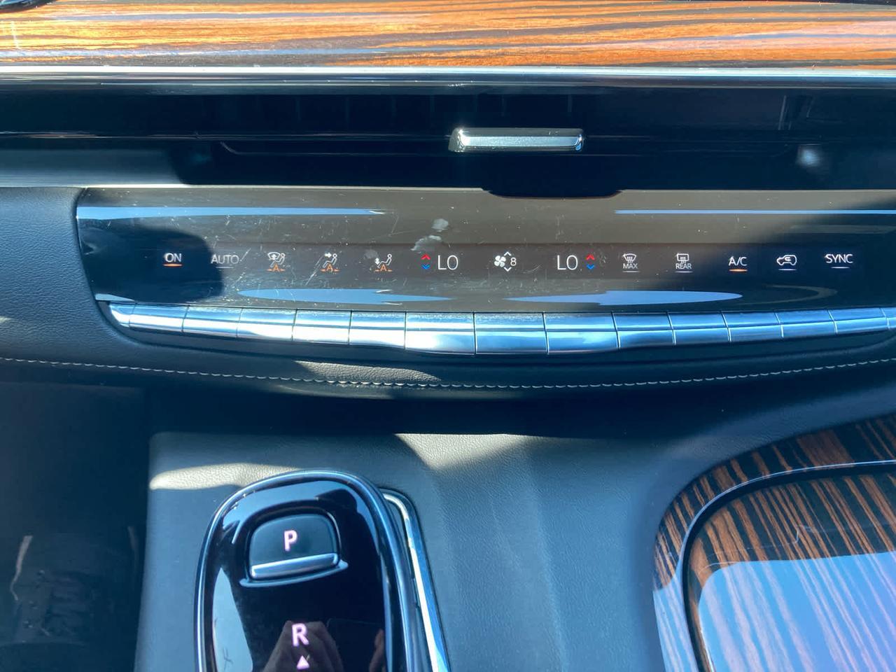 2023 Cadillac Escalade ESV 4WD Luxury Woburn MA