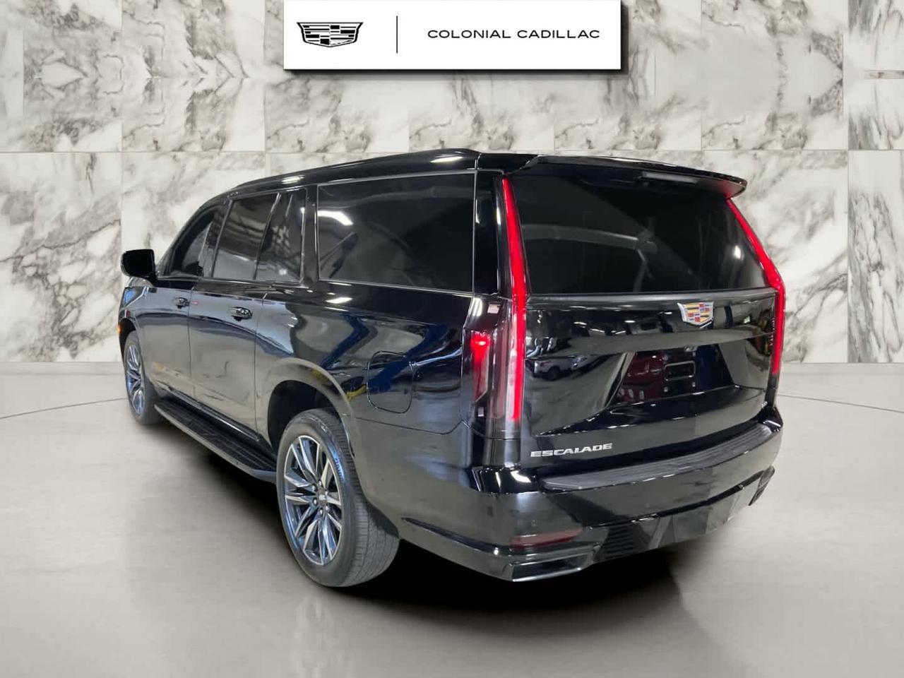 2023 Cadillac Escalade ESV 4WD Luxury Woburn MA