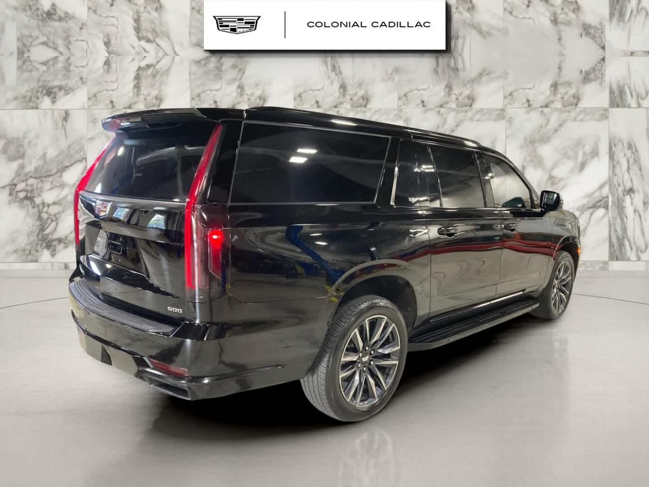 2023 Cadillac Escalade ESV 4WD Luxury Woburn MA
