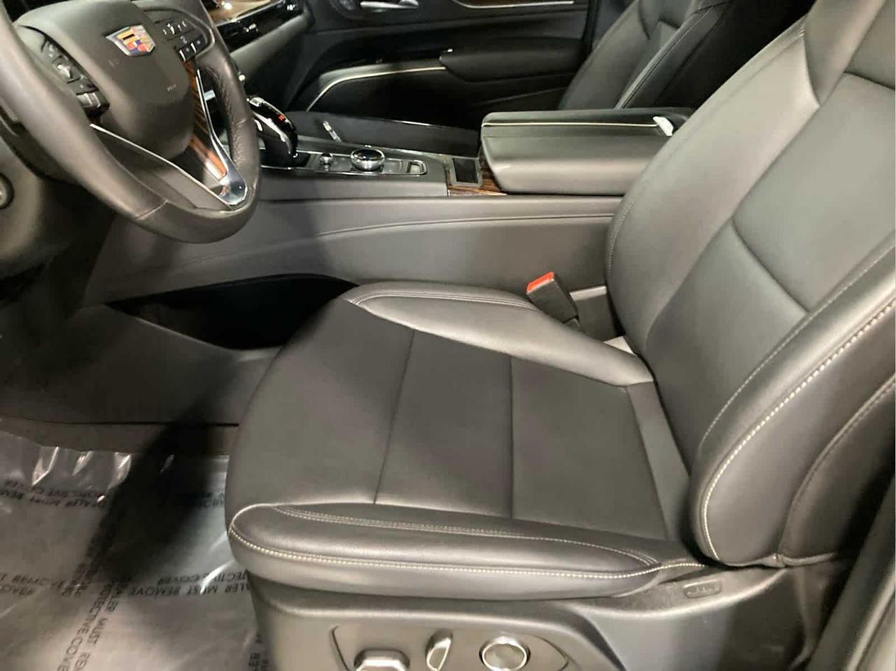2023 Cadillac Escalade ESV 4WD Luxury Woburn MA