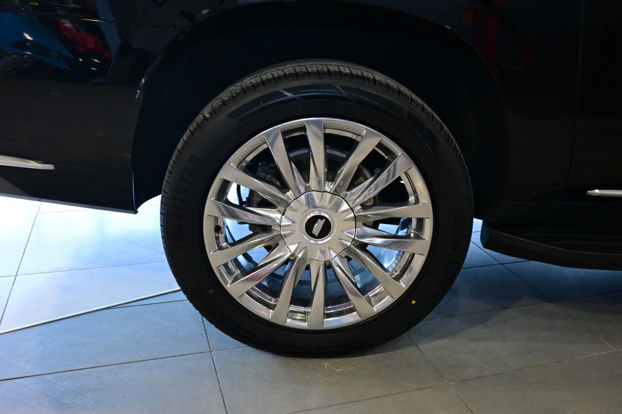 2023 Cadillac Escalade ESV 4WD Premium Luxury, Rear Entertainment Springfield NJ