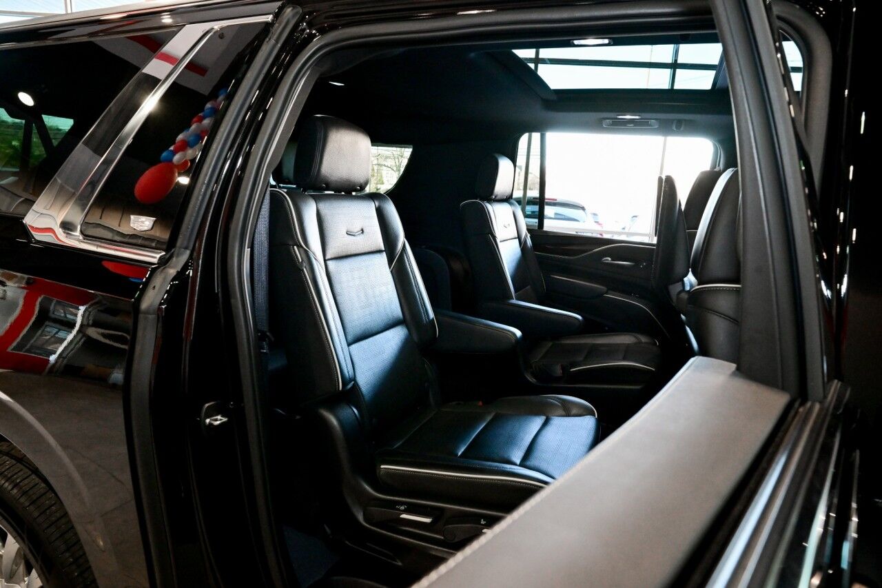 2023 Cadillac Escalade ESV 4WD Premium Luxury, Rear Entertainment Springfield NJ