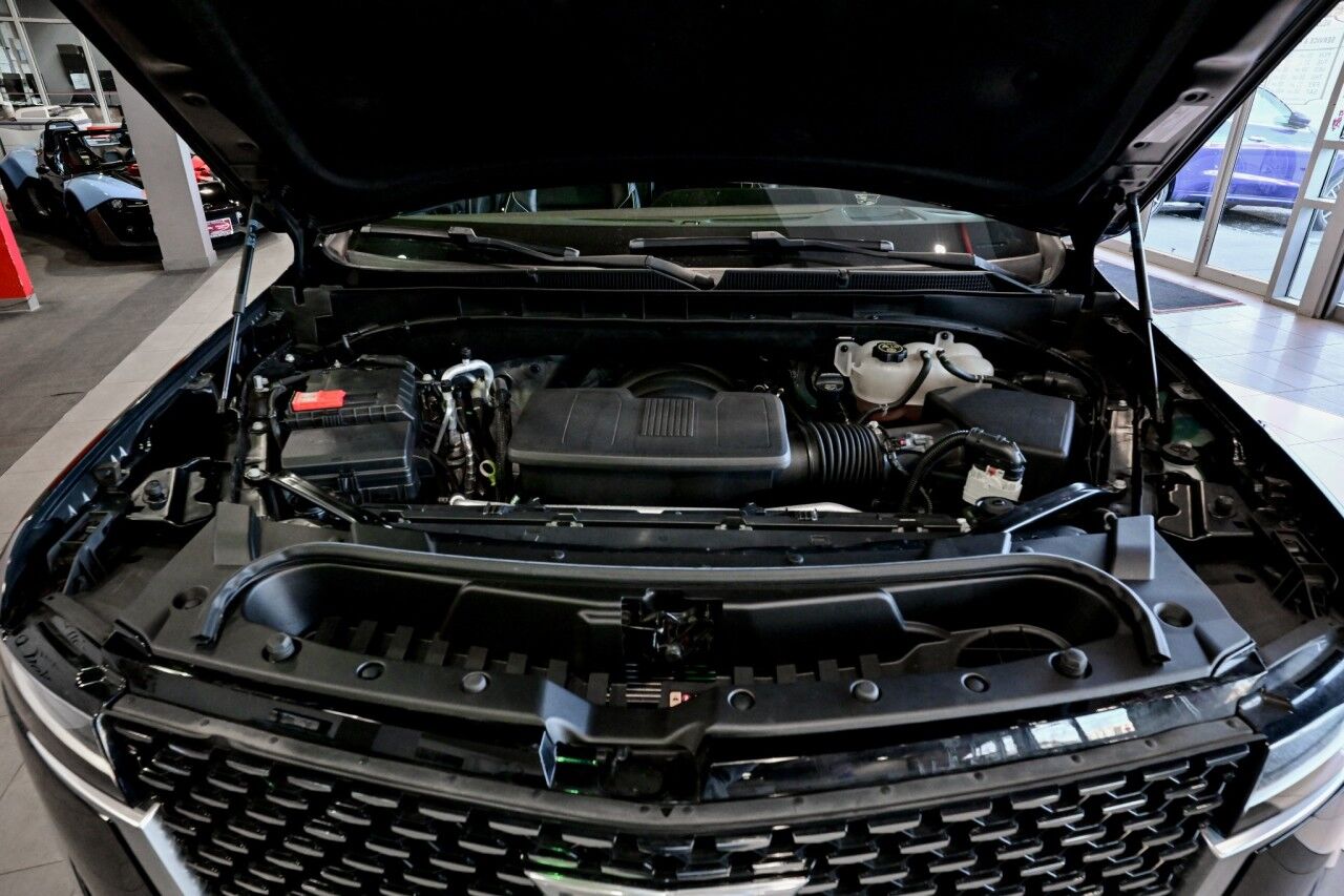 2023 Cadillac Escalade ESV 4WD Premium Luxury, Rear Entertainment Springfield NJ