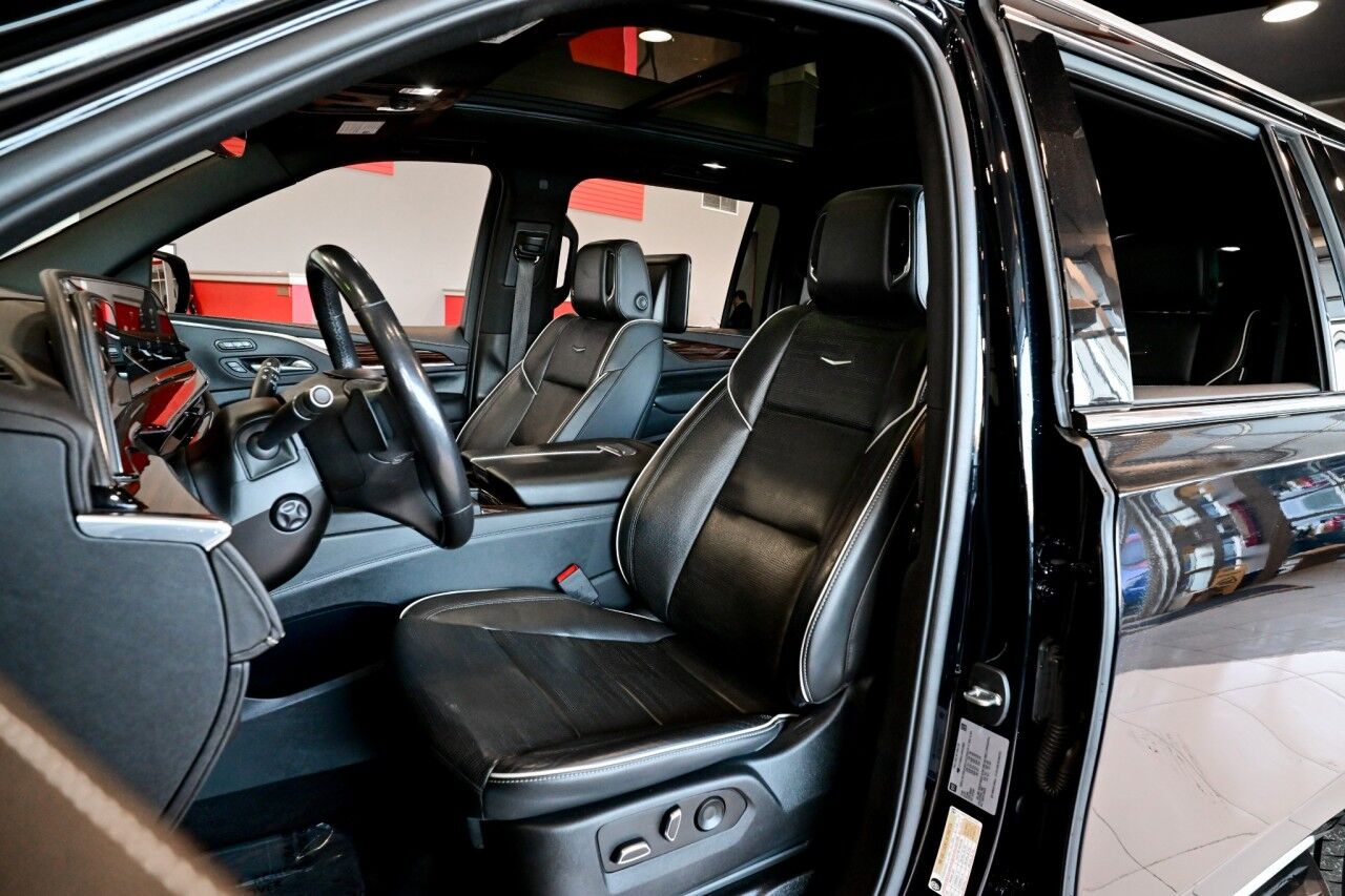 2023 Cadillac Escalade ESV 4WD Premium Luxury, Rear Entertainment Springfield NJ