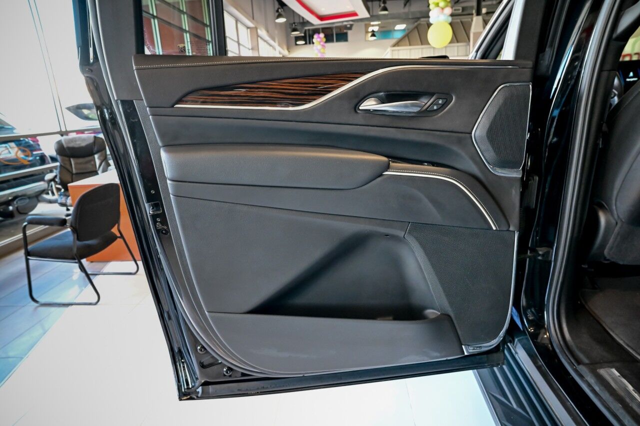 2023 Cadillac Escalade ESV 4WD Premium Luxury, SUPER CRUISE Springfield NJ