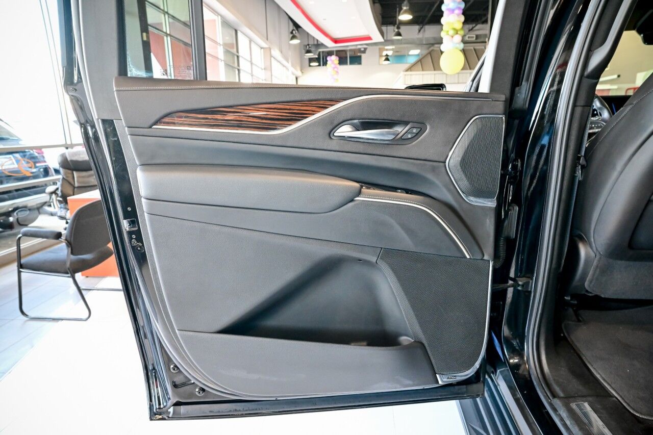 2023 Cadillac Escalade ESV 4WD Premium Luxury, SUPER CRUISE Springfield NJ