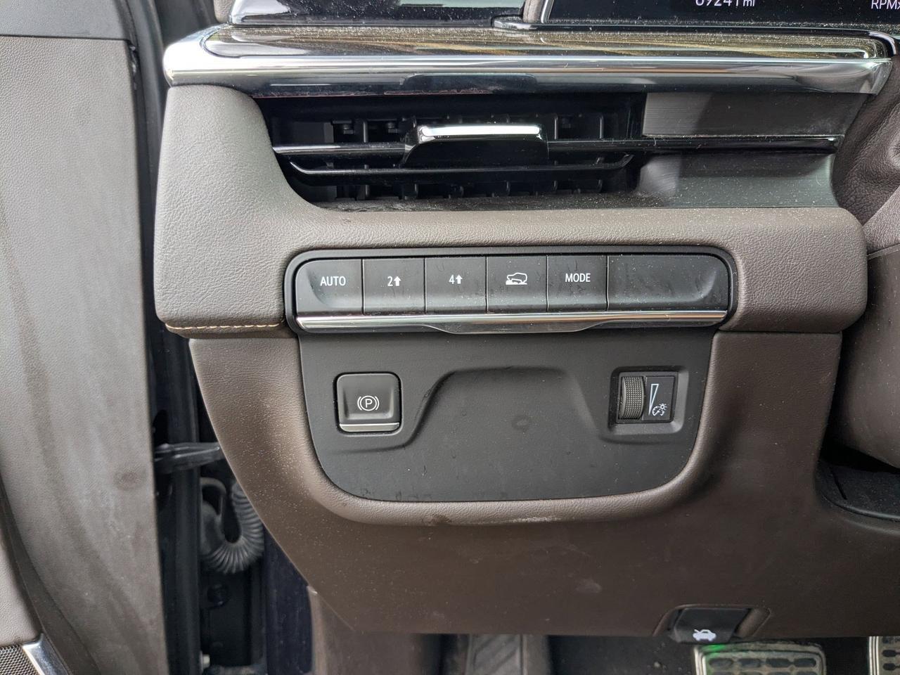 2023 Cadillac Escalade ESV 4WD Premium Luxury