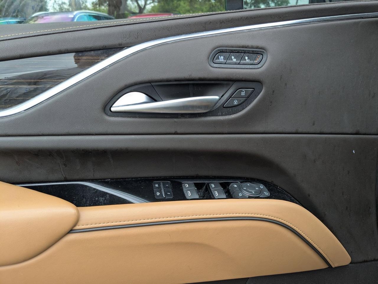 2023 Cadillac Escalade ESV 4WD Premium Luxury