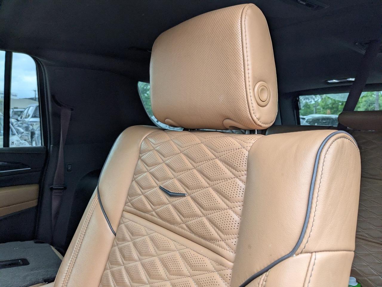 2023 Cadillac Escalade ESV 4WD Premium Luxury