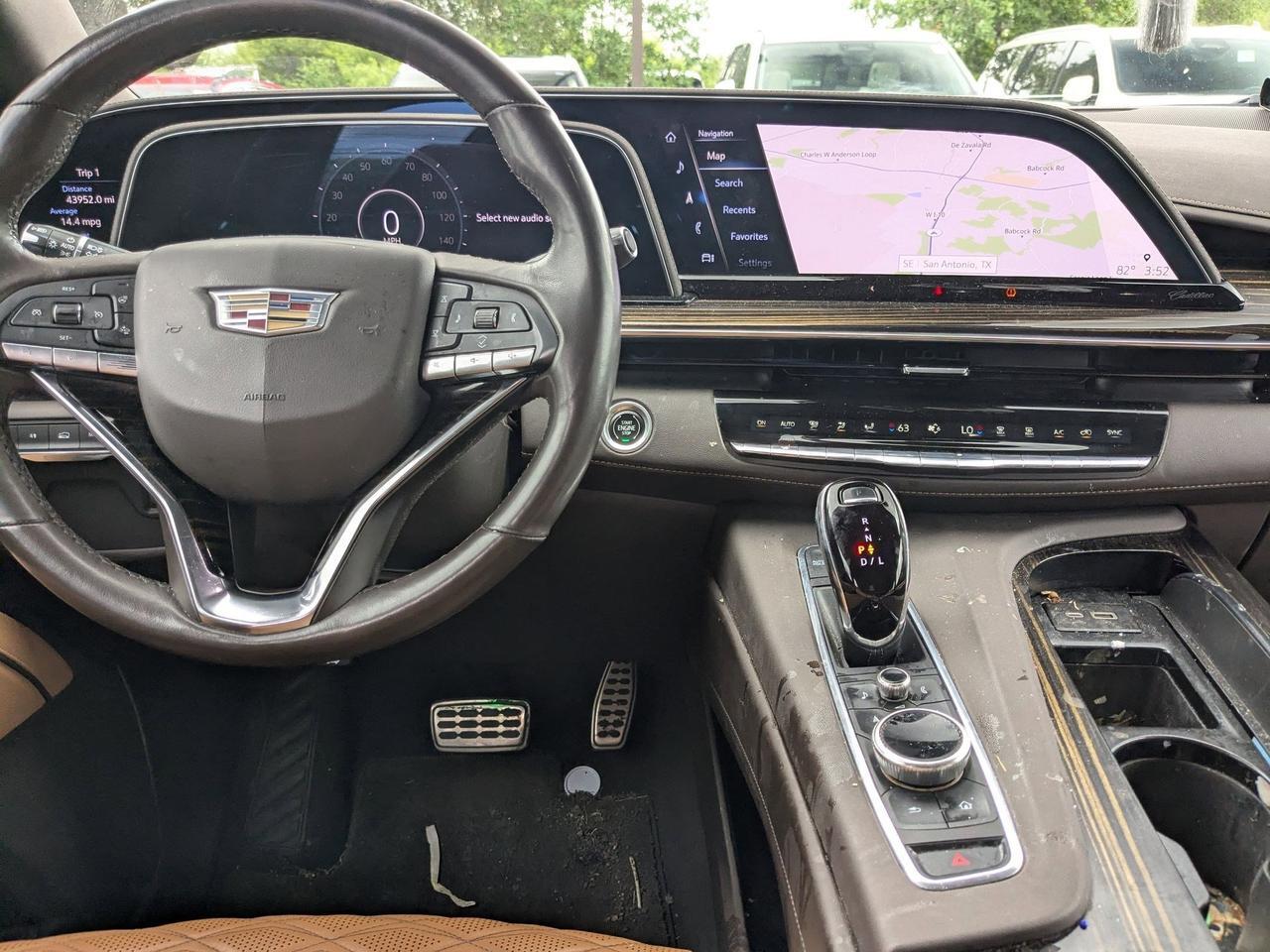 2023 Cadillac Escalade ESV 4WD Premium Luxury