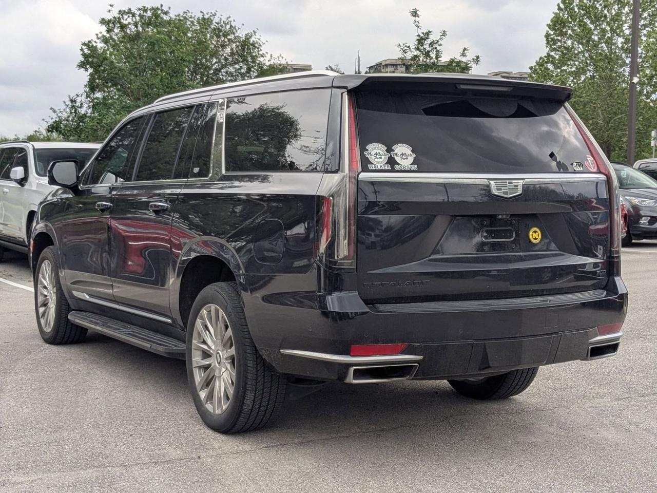 2023 Cadillac Escalade ESV 4WD Premium Luxury