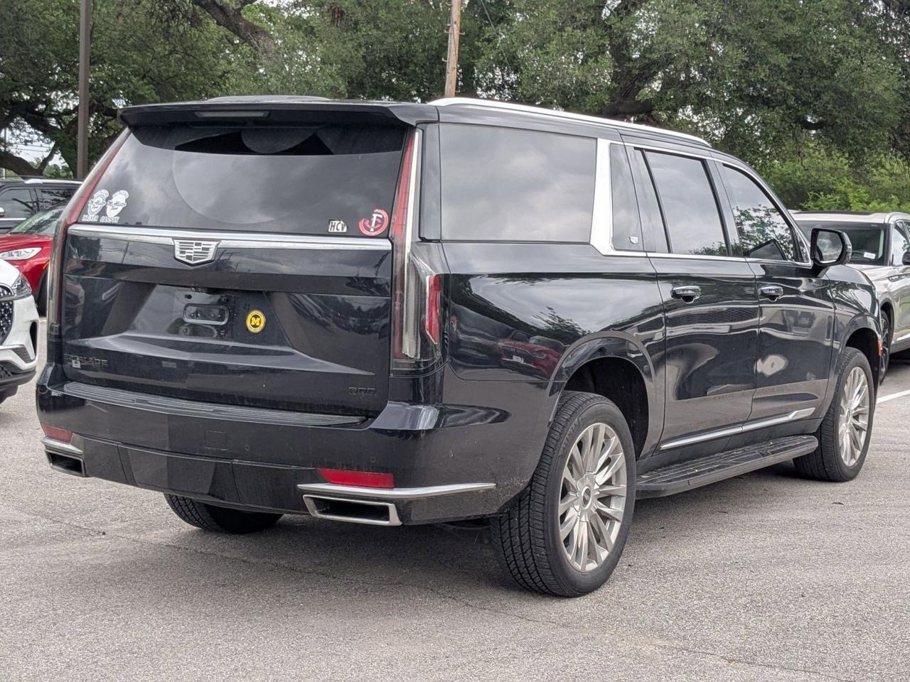 2023 Cadillac Escalade ESV 4WD Premium Luxury
