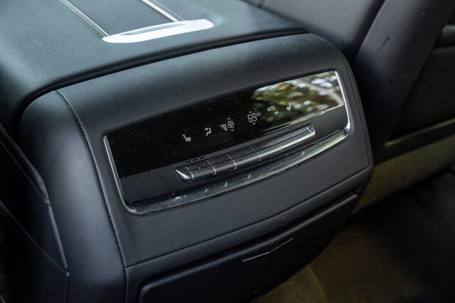 2023 Cadillac Escalade ESV 4WD Premium Luxury  Selma TX