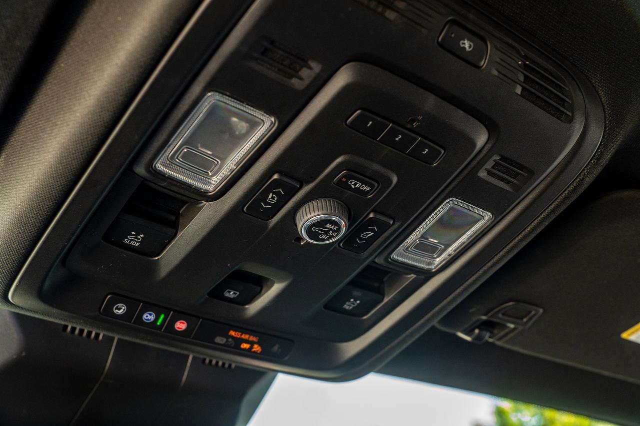 2023 Cadillac Escalade ESV 4WD Premium Luxury  Selma TX