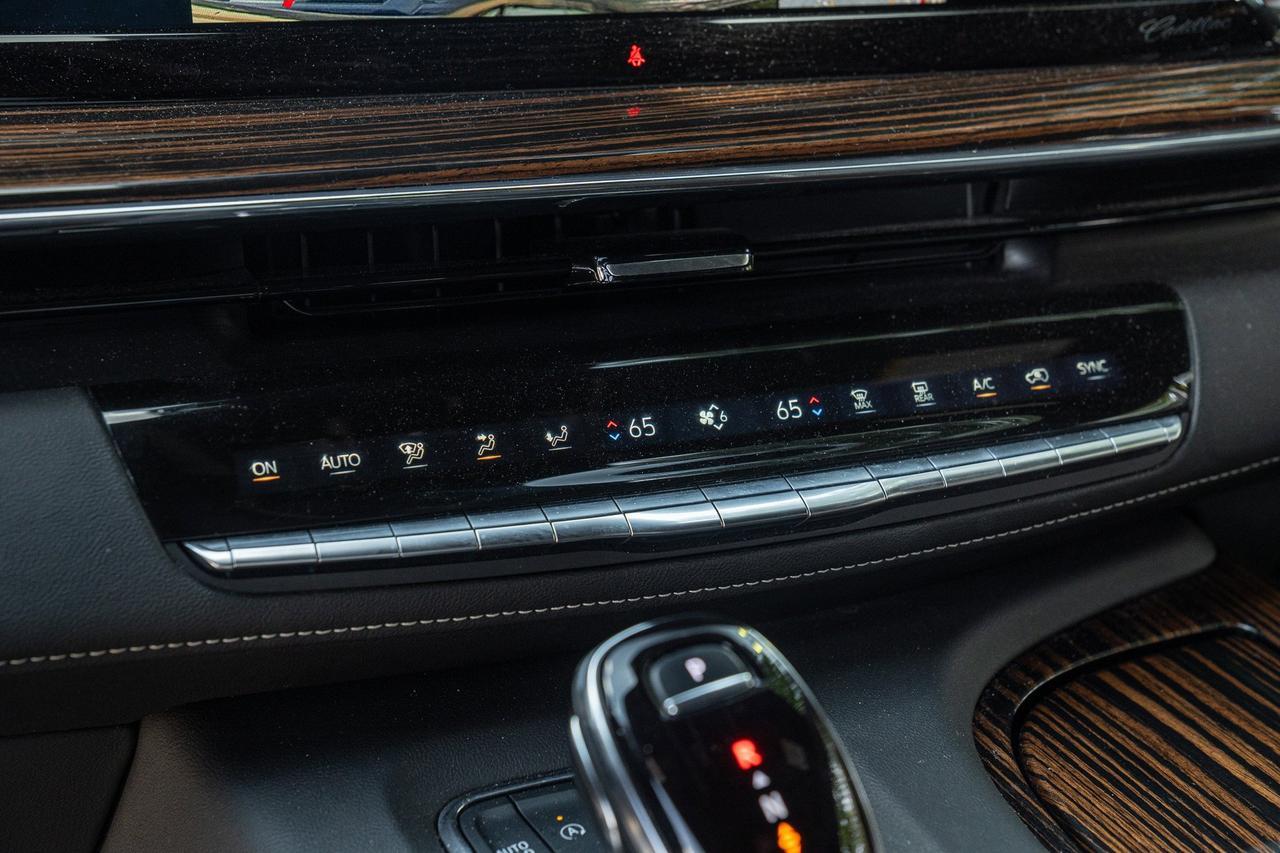 2023 Cadillac Escalade ESV 4WD Premium Luxury  Selma TX