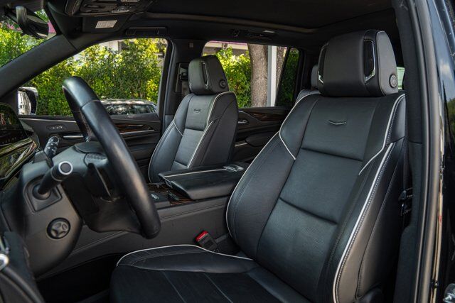2023 Cadillac Escalade ESV 4WD Premium Luxury  Selma TX