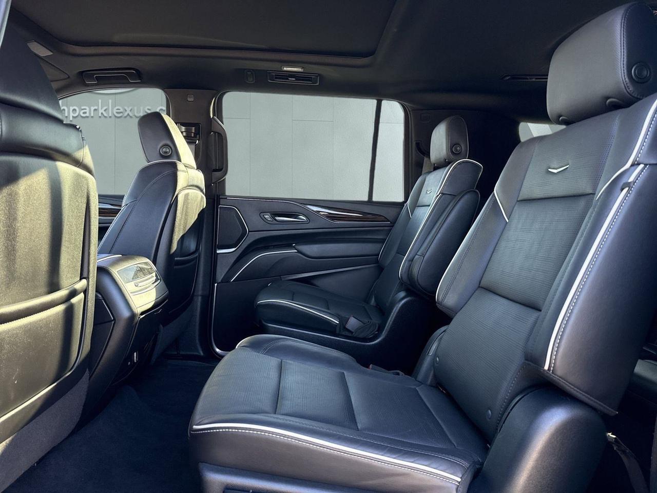 2023 Cadillac Escalade ESV 4WD Premium Luxury San Antonio TX