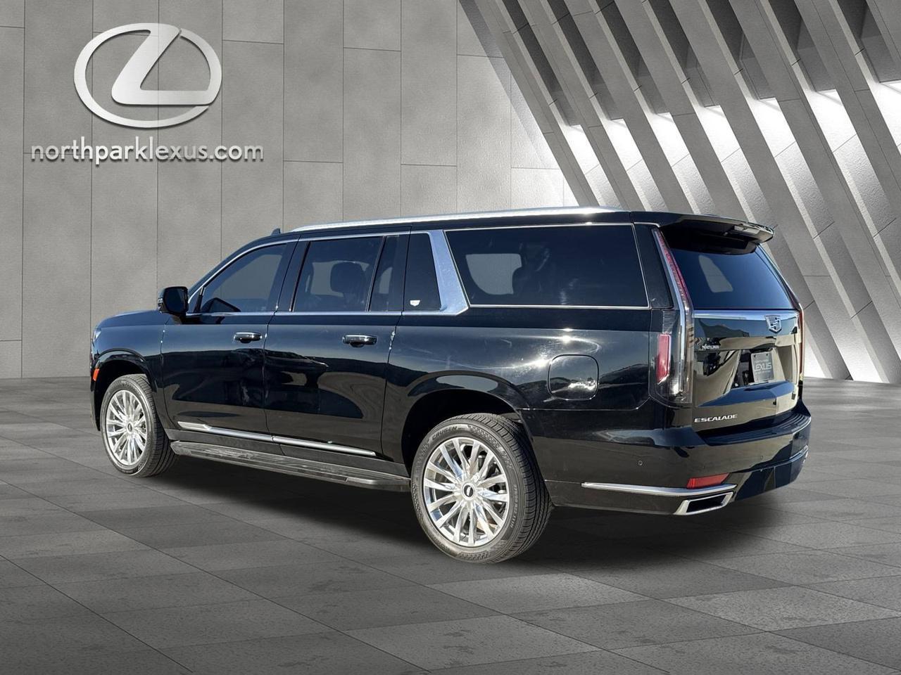 2023 Cadillac Escalade ESV 4WD Premium Luxury