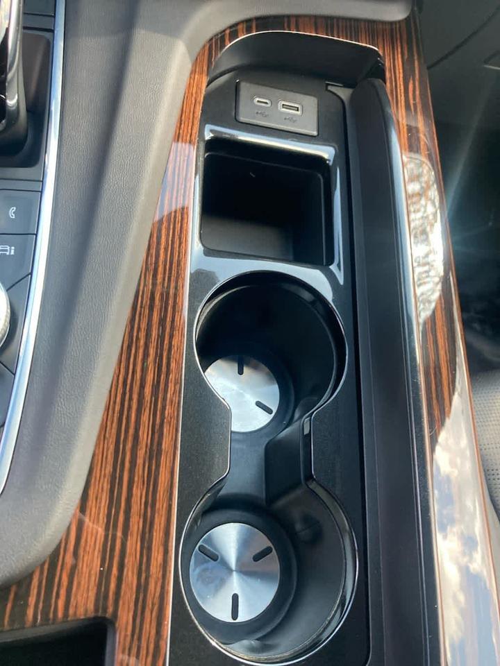 2023 Cadillac Escalade ESV 4WD Premium Luxury Woburn MA
