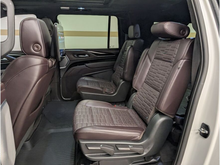 2023 Cadillac Escalade ESV 4WD Sport Platinum Bozeman MT