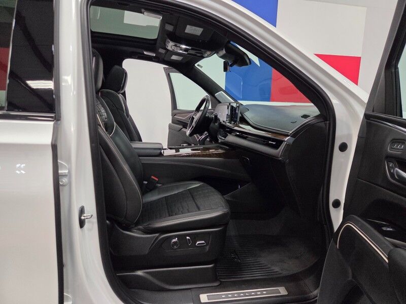 2023 Cadillac Escalade ESV 4WD Sport Platinum GPS Sunroof TV&apos;s New Tires FREE WARRANTY Call (682)587-6288 Arlington TX