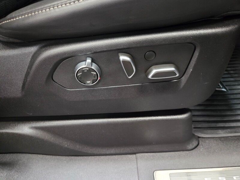 2023 Cadillac Escalade ESV 4WD Sport Platinum GPS Sunroof TV&apos;s New Tires FREE WARRANTY Call (682)587-6288 Arlington TX