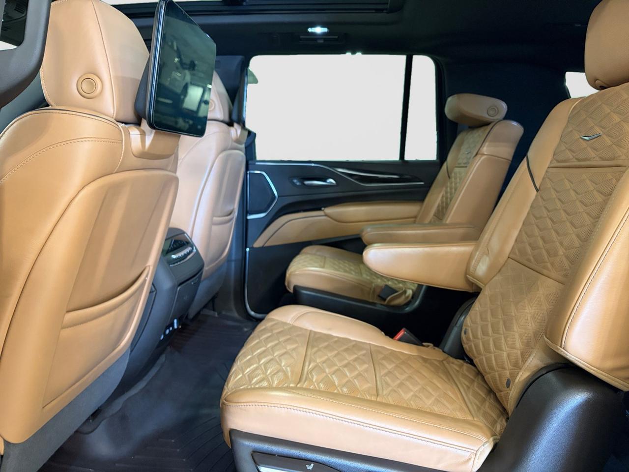 2023 Cadillac Escalade ESV 4WD Sport New Braunfels TX