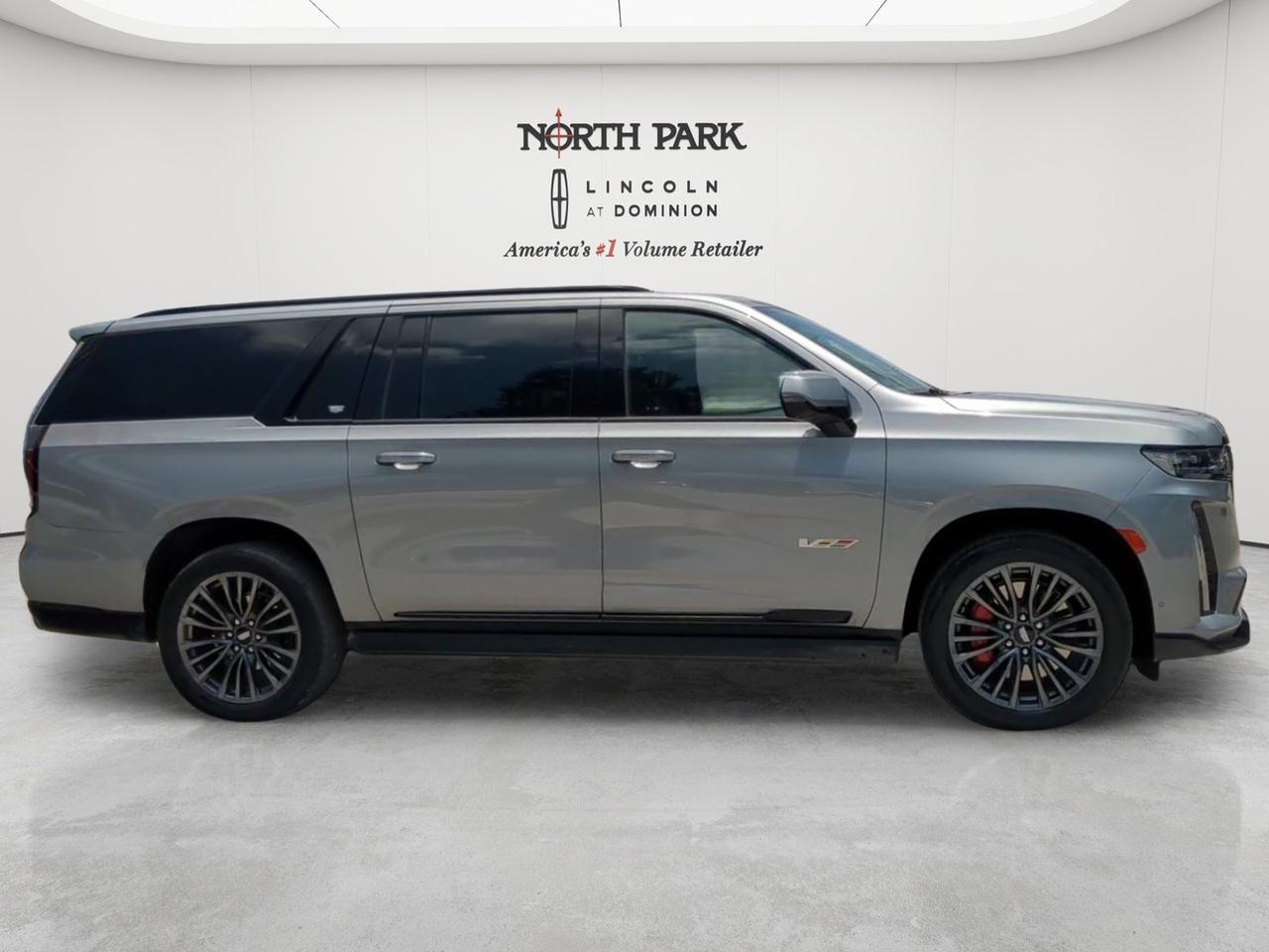 2023 Cadillac Escalade ESV AWD V-Series