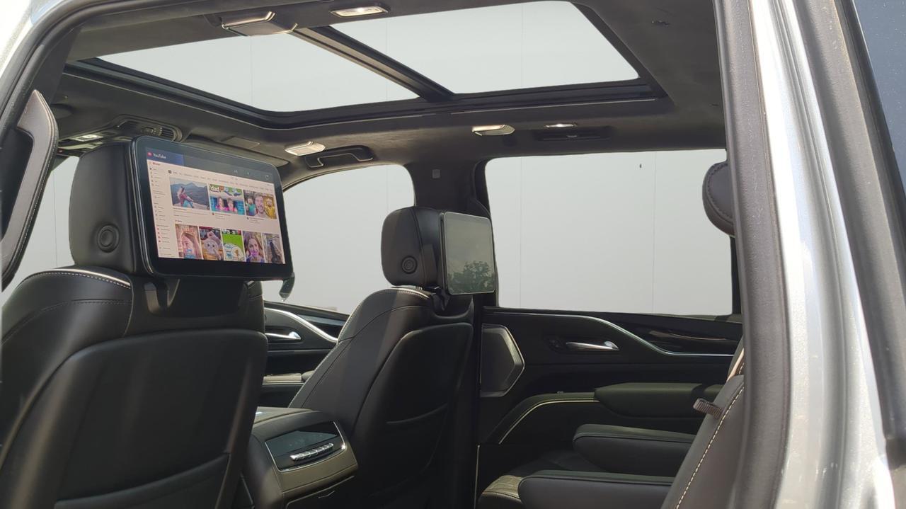 2023 Cadillac Escalade ESV AWD V-Series