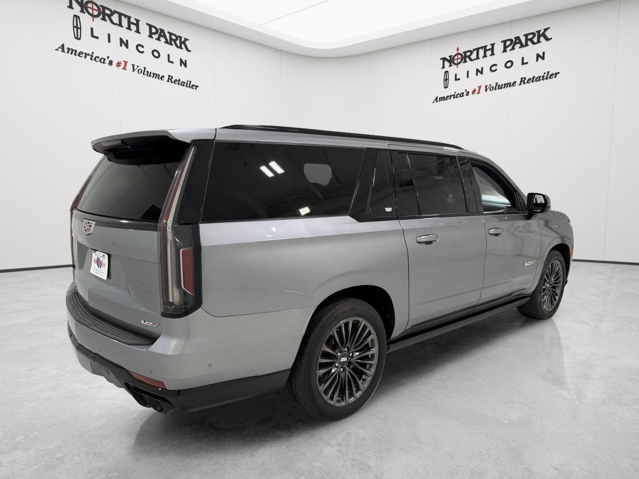 2023 Cadillac Escalade ESV AWD V-Series San Antonio TX