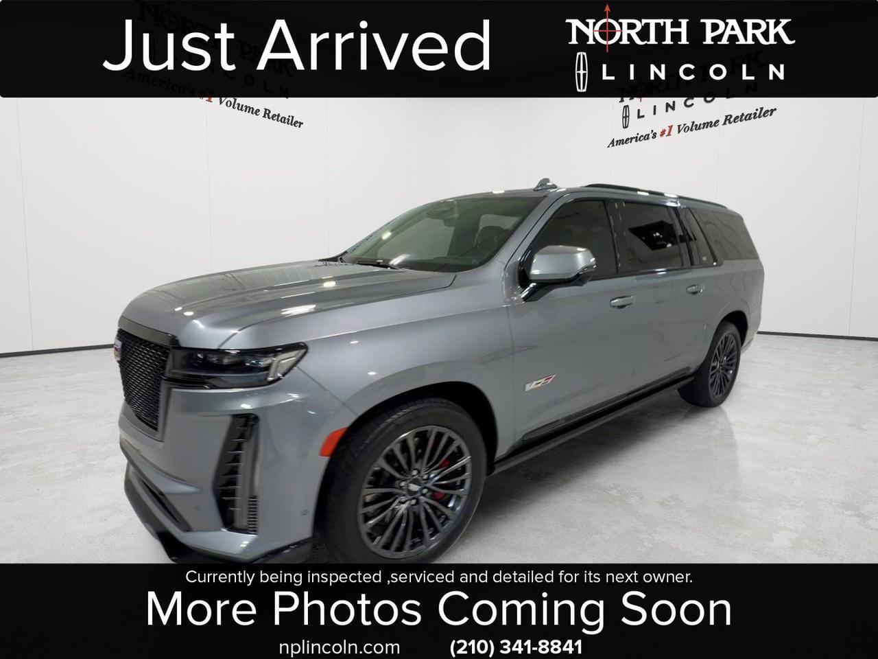 2023 Cadillac Escalade ESV AWD V-Series