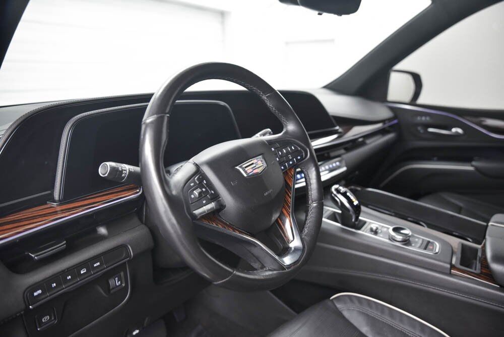 2023 Cadillac Escalade ESV Premium AKRON OH