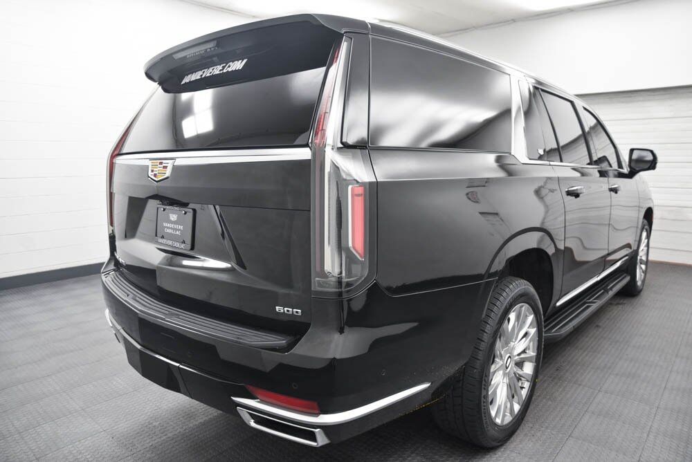 2023 Cadillac Escalade ESV Premium AKRON OH