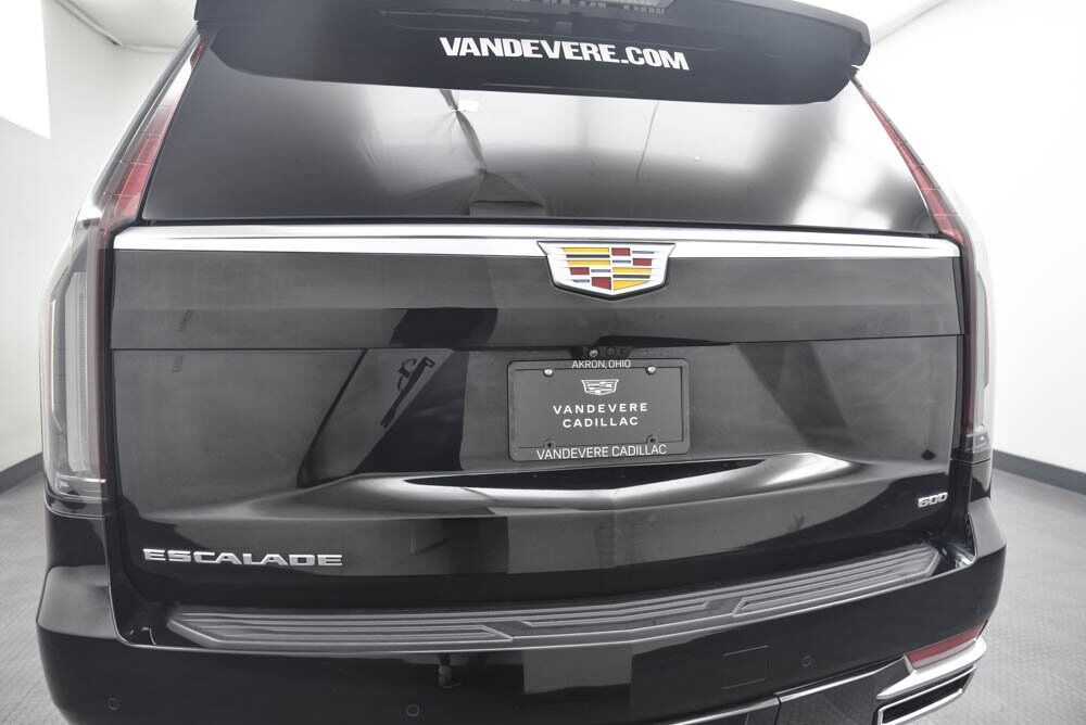 2023 Cadillac Escalade ESV Premium AKRON OH