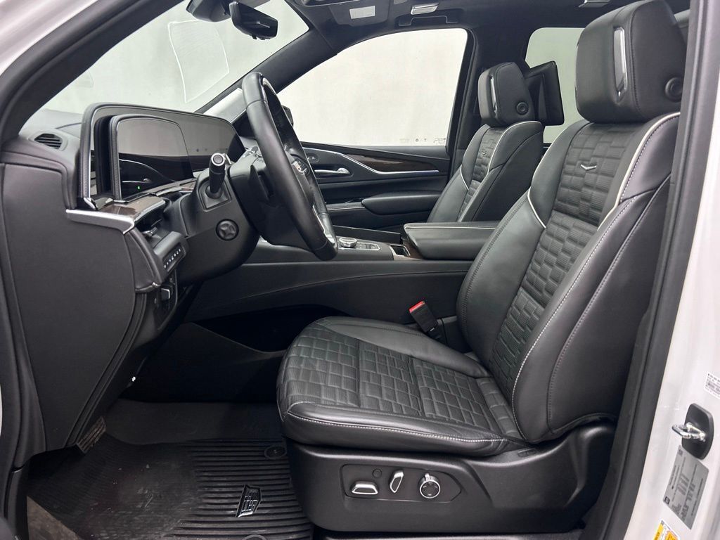 2023 Cadillac Escalade ESV Premium Luxury Platinum Portland OR