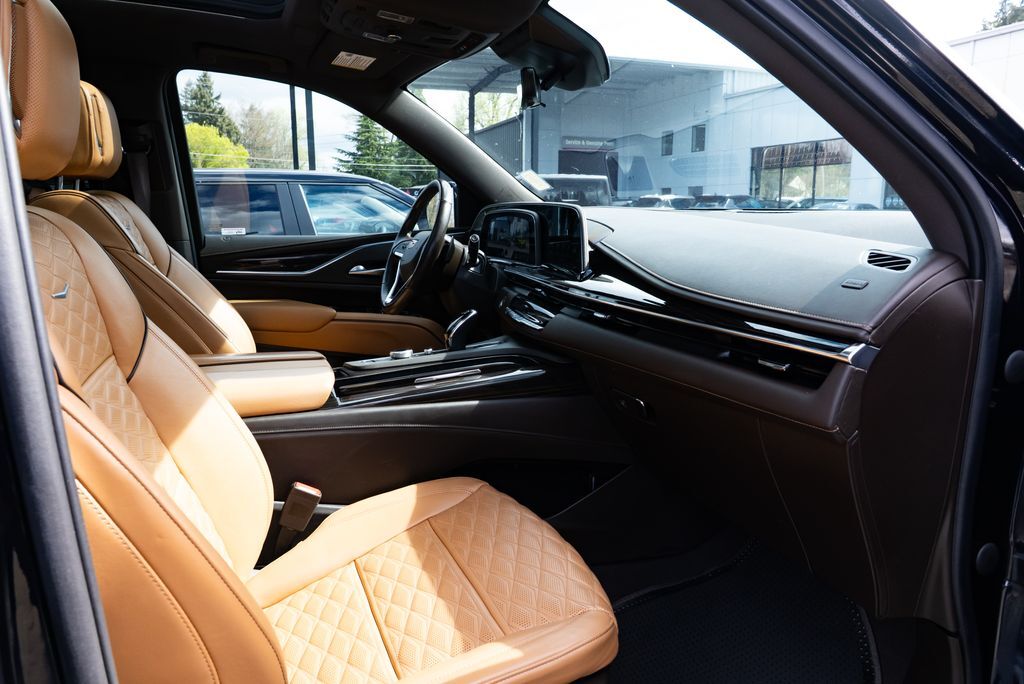 2023 Cadillac Escalade ESV Premium Milwaukie OR