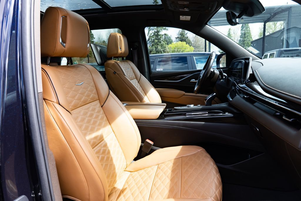 2023 Cadillac Escalade ESV Premium Milwaukie OR