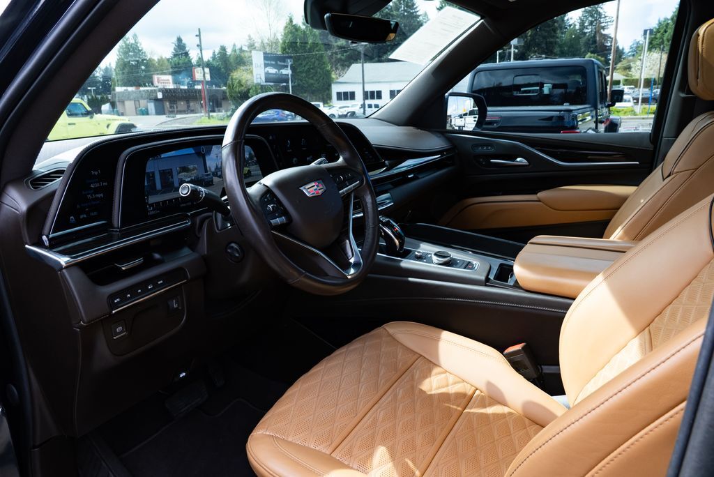 2023 Cadillac Escalade ESV Premium Milwaukie OR