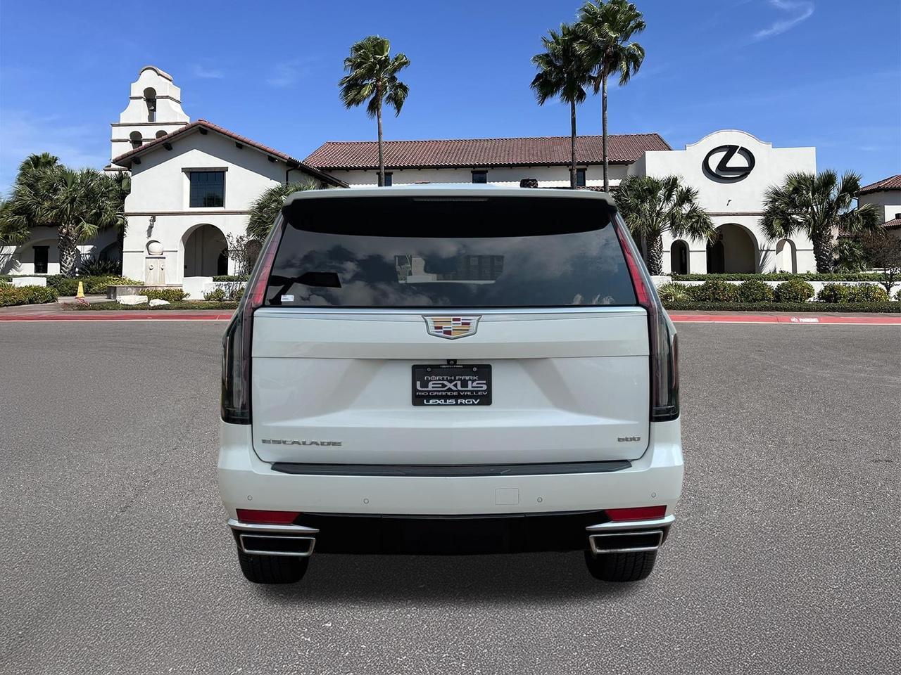 2023 Cadillac Escalade ESV RWD Luxury