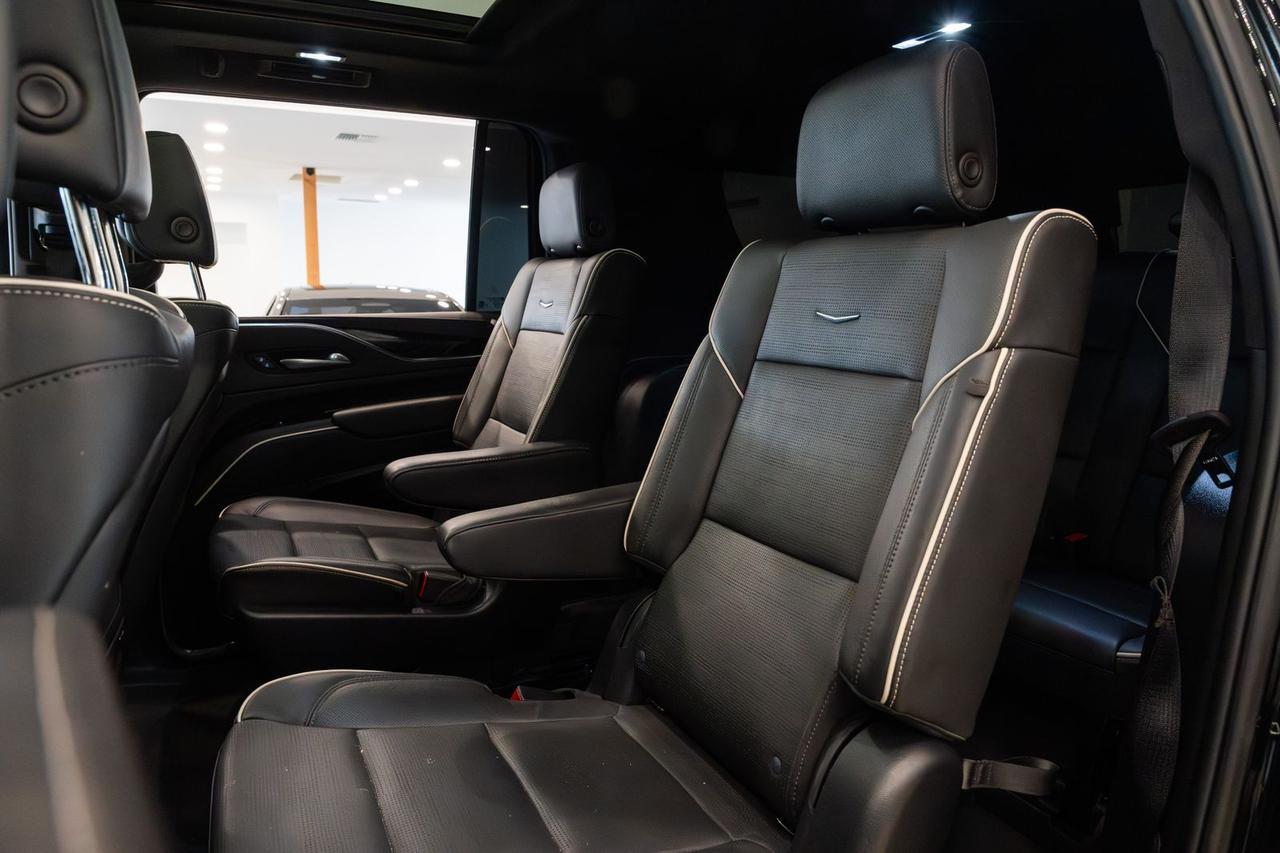 2023 Cadillac Escalade ESV Sport Gladstone OR
