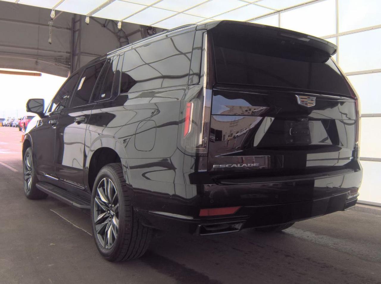 2023 Cadillac Escalade ESV Sport Gladstone OR