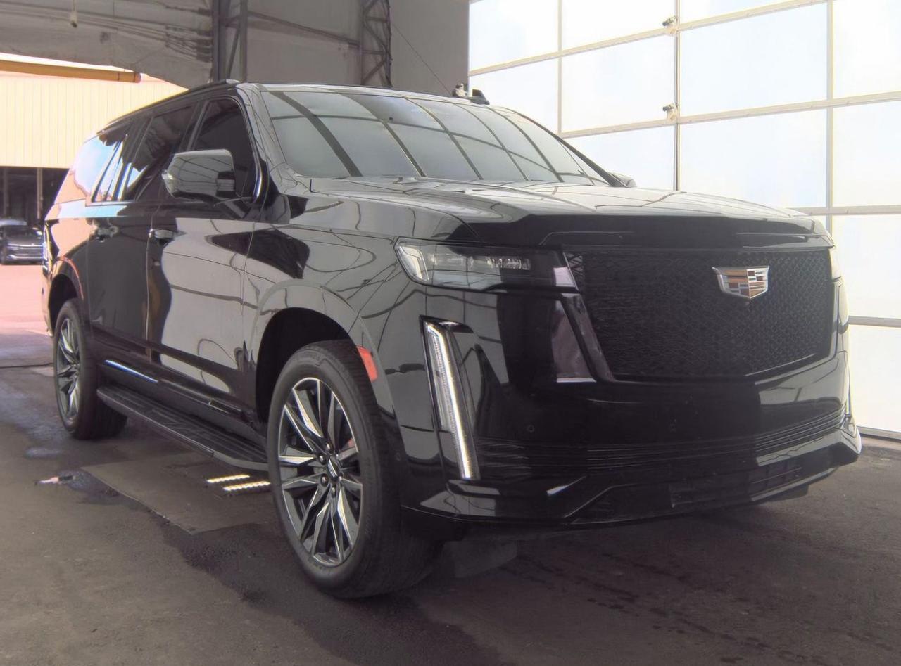 2023 Cadillac Escalade ESV Sport