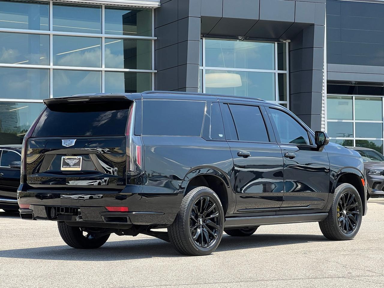 2023 Cadillac Escalade ESV Sport Platinum