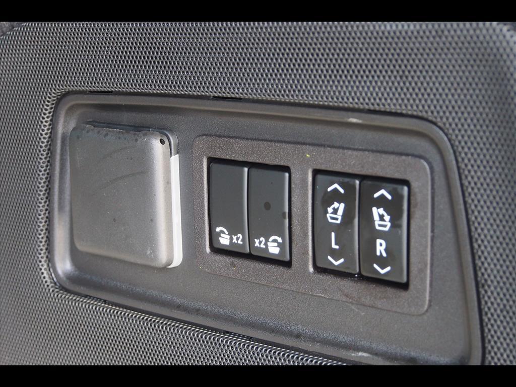 2023 Cadillac Escalade ESV Sport Platinum